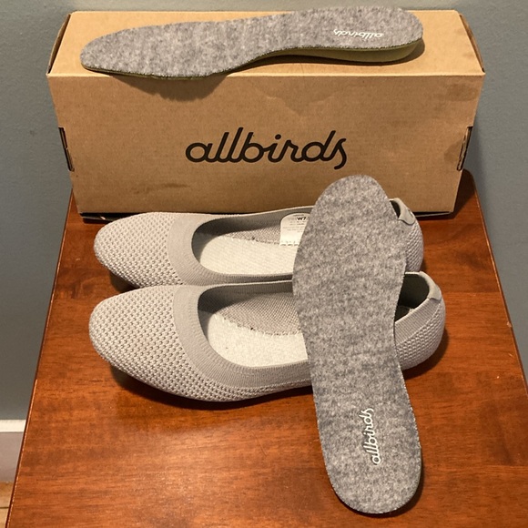 Light-gray Allbirds flats, size 7.5 - Picture 7 of 9